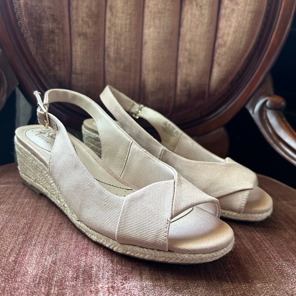 Lifestride open toe espadrilles - Picture 2 of 6